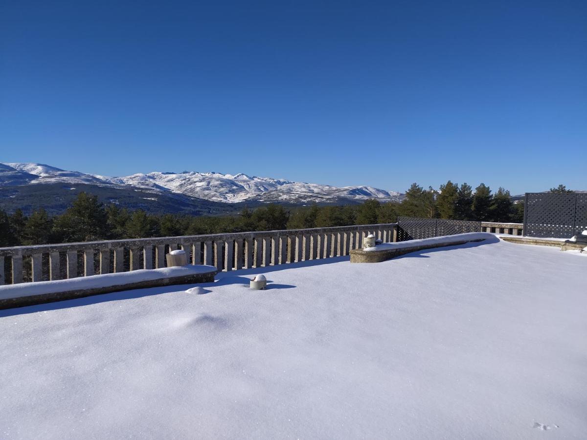Parador De Gredos Navarredonda de Gredos Exterior photo