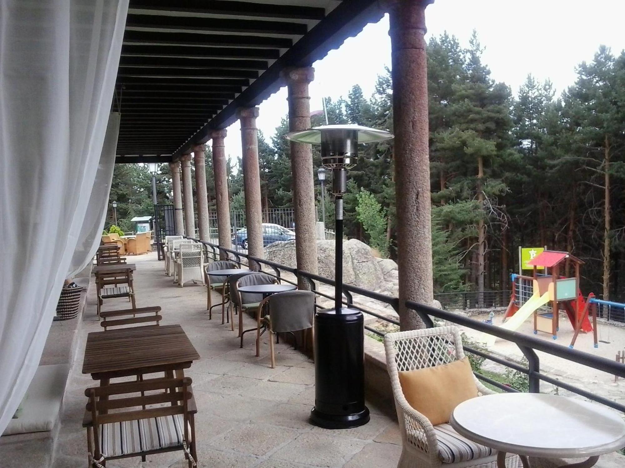 Parador De Gredos Navarredonda de Gredos Exterior photo