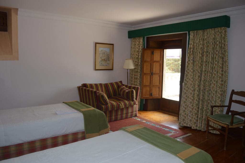 Parador De Gredos Navarredonda de Gredos Exterior photo