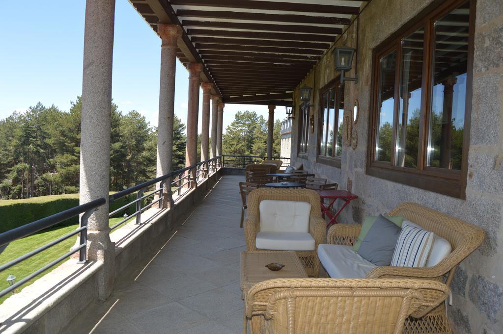 Parador De Gredos Navarredonda de Gredos Exterior photo