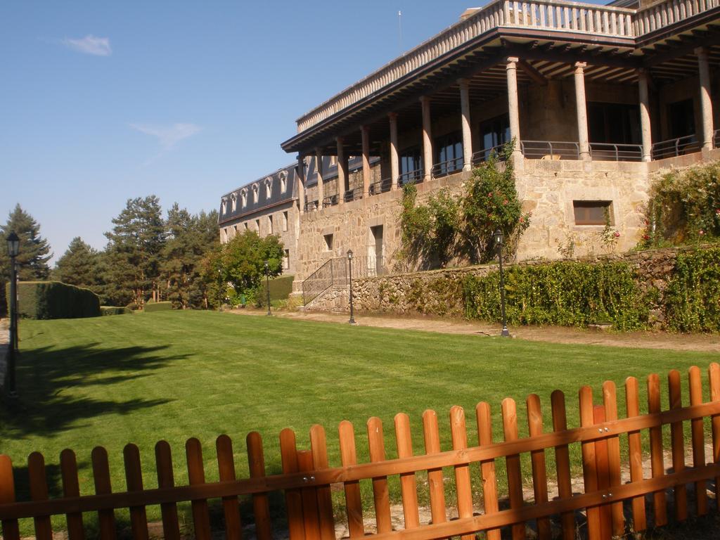 Parador De Gredos Navarredonda de Gredos Exterior photo